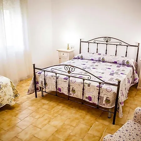 Bed & Breakfast La Via Del Mare
