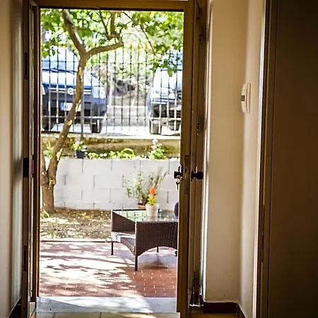 La Via Del Mare Bed & Breakfast 3*