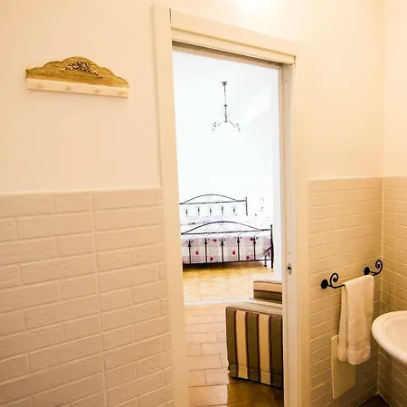 Bed & Breakfast La Via Del Mare