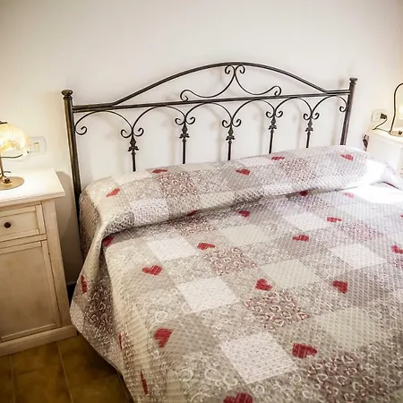 La Via Del Mare Bed & Breakfast Palinuro